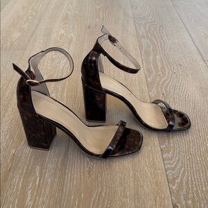 Wild Diva Lounge Tortoise 4” Heeled Sandals. Barely worn.